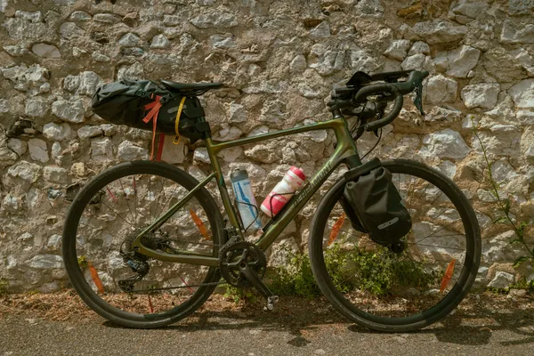 Will a Frame Bag Fit a Small Frame With Two Bottle Cages?